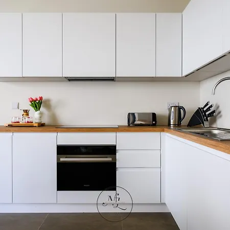 24th Floor Sea View In Mercury Tower St Julians San Ġiljan