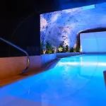 24th Floor Luxury Sea View Pools Gym & Rooftop I Mercury Tower Appartement San Ġiljan