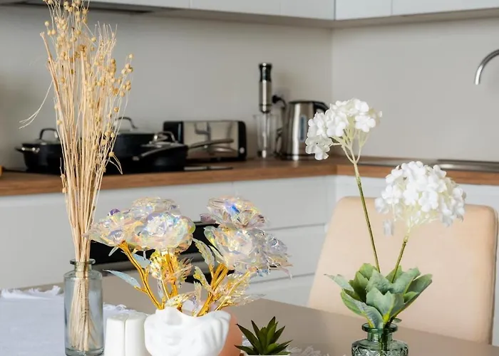 Апартаменты 24th Floor Luxury Sea View Pools Gym & Rooftop I Mercury Tower