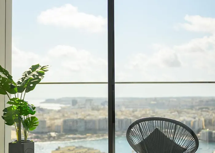 24th Floor Luxury Sea View Pools Gym & Rooftop I Mercury Tower Апартаменты Сент Джулианс