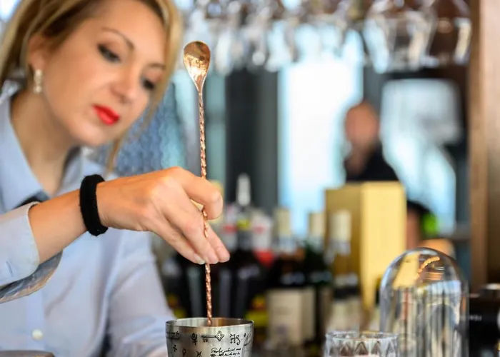 24th Floor Luxury Sea View Pools Gym & Rooftop I Mercury Tower Сент Джулианс