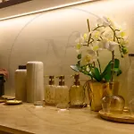 24th Floor Luxury Sea View Pools Gym & Rooftop I Mercury Tower *